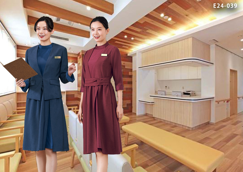 codeE24-039あたたかい雰囲気の木目調×おもてなしの和こころワンピースコーデ