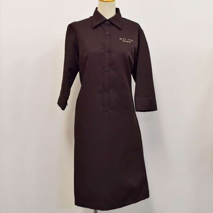 オリジナル制服製作実績 ロゴ刺繍 /20220408_erythrinaaromagarden様/エステ、歯科、病院制服ユニフォーム　ロゴ刺繍・ネーム刺繍制作実績