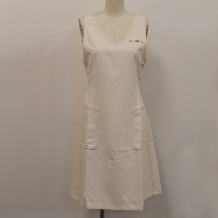 オリジナル制服製作実績 ロゴ刺繍　20210810_PETHILLS様/エステ、歯科、病院制服ユニフォーム　ロゴ刺繍・ネーム刺繍制作実績