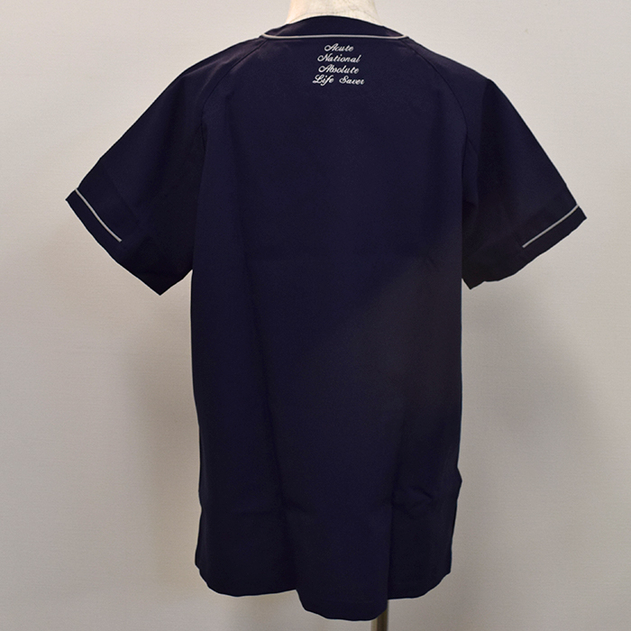 オリジナル制服製作実績 ロゴ刺繍 /20230313_店舗のお客様Y様/エステ、歯科、病院制服ユニフォーム　ロゴ刺繍・ネーム刺繍制作実績