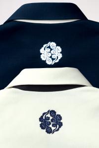 背面の首元プリント