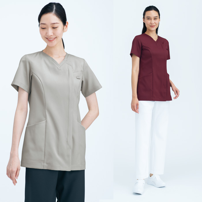 病院・歯科・クリニック】ukaのジップアップスクラブ程よいゆとりと美しいライン【女性用】　モデル着用イメージ